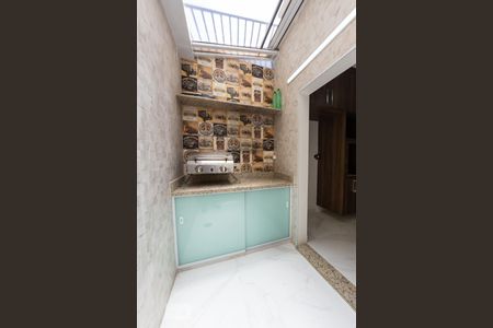 Casa de condomínio à venda com 85m², 2 quartos e 1 vagaÁrea de Serviço