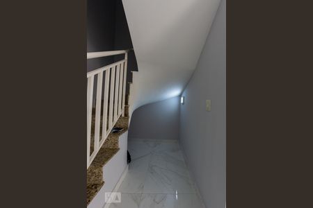 Sala de casa de condomínio à venda com 2 quartos, 85m² em Chora Menino, São Paulo