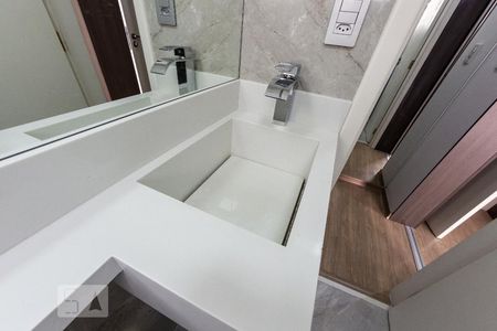 Casa de condomínio à venda com 85m², 2 quartos e 1 vagaBanheiro da Suíte 1