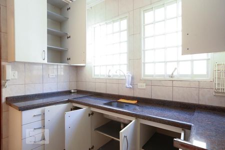 Casa à venda com 98m², 3 quartos e 1 vagaCozinha - Armários