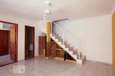 Sala de casa à venda com 3 quartos, 98m² em Itaquera, São Paulo