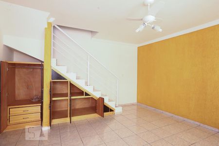 Sala de casa à venda com 3 quartos, 98m² em Itaquera, São Paulo