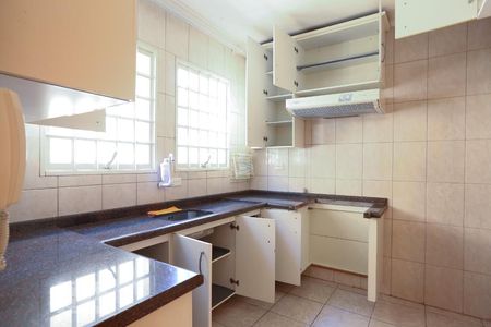 Casa à venda com 98m², 3 quartos e 1 vagaCozinha - Armários