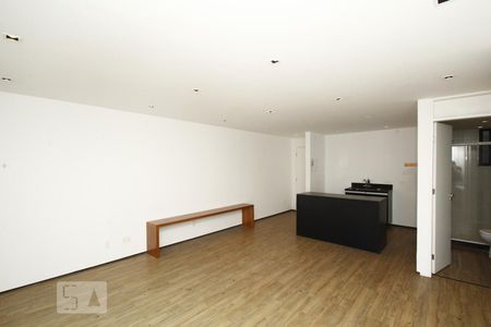 Sala de Apartamento com 1 quarto, 38m² Glória