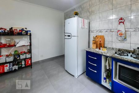 Casa à venda com 155m², 3 quartos e 2 vagas Casa à venda com 155m², 3 quartos e 2 vagasCozinha
