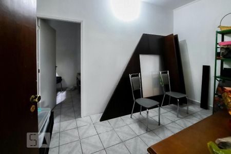 Casa à venda com 155m², 3 quartos e 2 vagas Casa à venda com 155m², 3 quartos e 2 vagasÁrea de Serviço