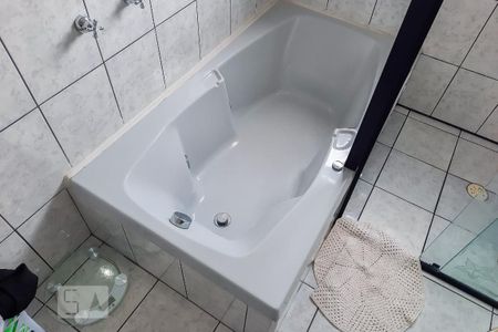 Casa à venda com 155m², 3 quartos e 2 vagas Casa à venda com 155m², 3 quartos e 2 vagasBanheiro da Suíte 1