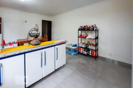 Casa à venda com 155m², 3 quartos e 2 vagas Casa à venda com 155m², 3 quartos e 2 vagasCozinha