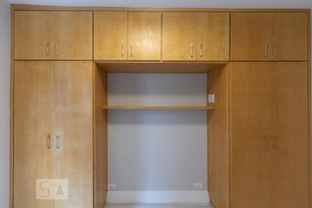 Apartamento para alugar com 36m², 1 quarto e 1 vaga Apartamento para alugar com 36m², 1 quarto e 1 vagaQuarto