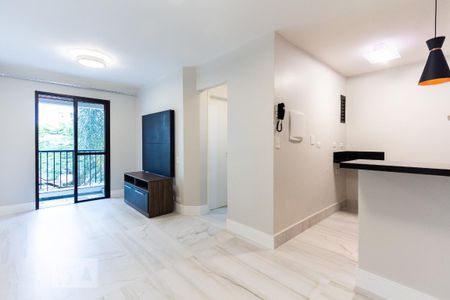 Sala/Cozinha de apartamento para alugar com 1 quarto, 36m² em Itaim Bibi, São Paulo