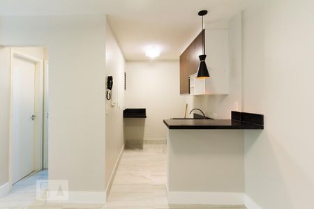 Sala/Cozinha de apartamento para alugar com 1 quarto, 36m² em Itaim Bibi, São Paulo