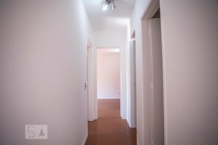Corredor - Quartos de apartamento para alugar com 2 quartos, 82m² em Vila Clementino, São Paulo