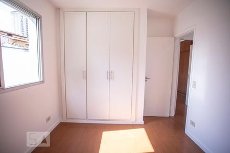 Apartamento para alugar com 82m², 2 quartos e 1 vagaQuarto 2 - Armários