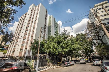 Apartamento para alugar com 82m², 2 quartos e 1 vagaFachada