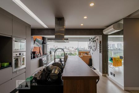 Sala/Cozinha  de Apartamento com 2 quartos, 61m² Vila Mariana