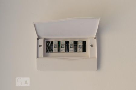 Casa para alugar com 80m², 2 quartos e sem vaga Casa para alugar com 80m², 2 quartos e sem vagaCozinha - Quadro de luz