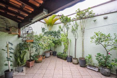 Casa à venda com 150m², 3 quartos e 4 vagasÁrea de Churrasqueira
