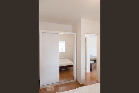 Apartamento à venda com 48m², 1 quarto e 1 vagaQuarto