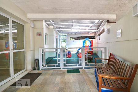 Apartamento à venda com 66m², 2 quartos e 1 vagaÁrea Comum - Playground