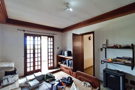 Casa à venda com 390m², 4 quartos e 5 vagas Casa à venda com 390m², 4 quartos e 5 vagasSuíte 2