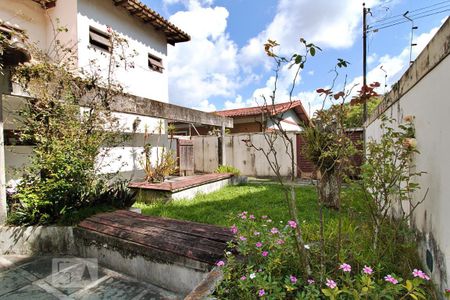 Casa à venda com 390m², 4 quartos e 5 vagas Casa à venda com 390m², 4 quartos e 5 vagasÁrea Externa