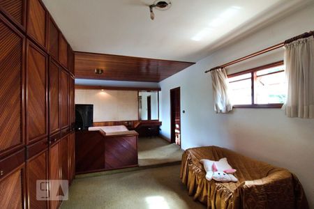 Casa à venda com 390m², 4 quartos e 5 vagas Casa à venda com 390m², 4 quartos e 5 vagasSuíte 1