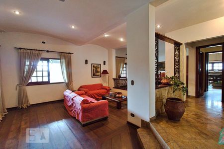 Sala de casa à venda com 4 quartos, 390m² em Jardim Leonor, São Paulo