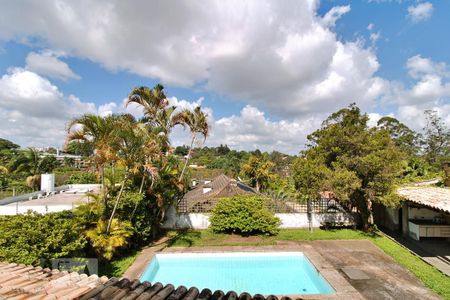 Casa à venda com 390m², 4 quartos e 5 vagas Casa à venda com 390m², 4 quartos e 5 vagasVista do Quarto 3