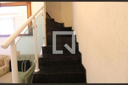 Escada de casa de condomínio à venda com 3 quartos, 84m² em Jardim Santa Cruz (campo Grande), São Paulo