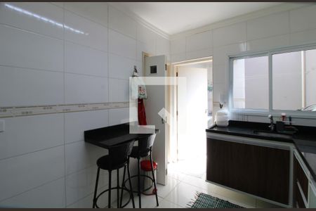 Casa de condomínio à venda com 84m², 3 quartos e 2 vagasCozinha