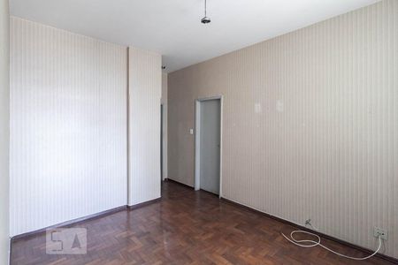 Sala  de apartamento para alugar com 2 quartos, 65m² em Centro, Belo Horizonte