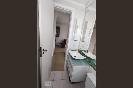 Banheiro de apartamento para alugar com 2 quartos, 80m² em Igara, Canoas