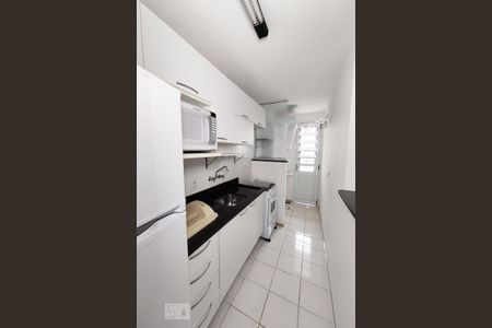 Apartamento para alugar com 80m², 2 quartos e 1 vaga Apartamento para alugar com 80m², 2 quartos e 1 vagaCozinha
