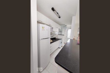 Apartamento para alugar com 80m², 2 quartos e 1 vaga Apartamento para alugar com 80m², 2 quartos e 1 vagaCozinha