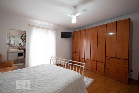 Suíte de casa à venda com 3 quartos, 180m² em Jardim Roberto, Osasco