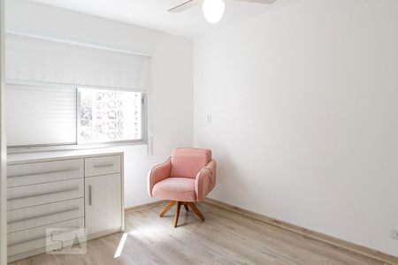 Quarto 1 de apartamento para alugar com 2 quartos, 76m² em Pinheiros, São Paulo