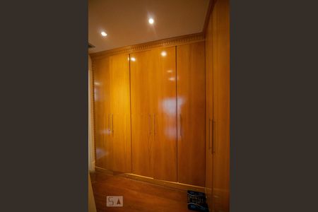 Apartamento à venda com 317m², 4 quartos e 4 vagasSuíte 04 - Armários