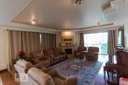 Sala de Estar de apartamento à venda com 4 quartos, 317m² em Cambuí, Campinas