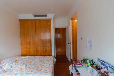 Apartamento à venda com 317m², 4 quartos e 4 vagasSuíte 02