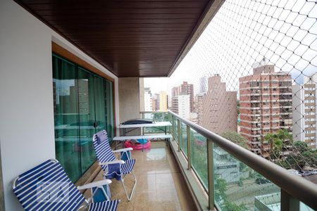 Apartamento à venda com 317m², 4 quartos e 4 vagasSacada das Salas