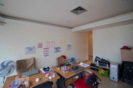 Apartamento à venda com 317m², 4 quartos e 4 vagasSala de TV