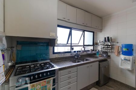 Apartamento à venda com 317m², 4 quartos e 4 vagasCozinha