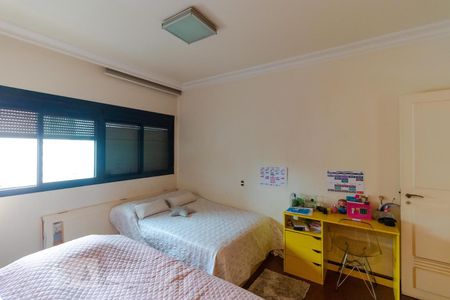 Apartamento à venda com 317m², 4 quartos e 4 vagasSuíte 01