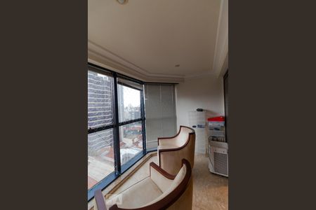 Apartamento à venda com 317m², 4 quartos e 4 vagasSacada da Suíte 04