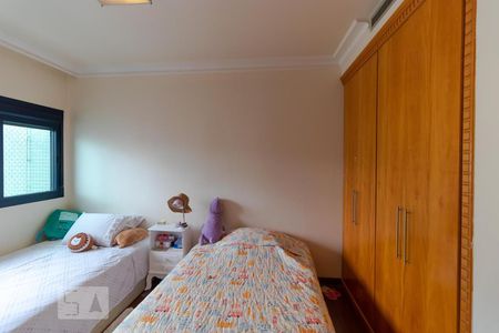 Apartamento à venda com 317m², 4 quartos e 4 vagasSuíte 02