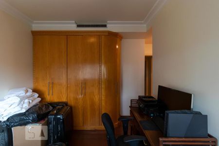 Apartamento à venda com 317m², 4 quartos e 4 vagasSuíte 03