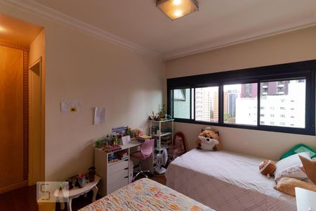 Apartamento à venda com 317m², 4 quartos e 4 vagasSuíte 02