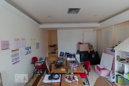 Apartamento à venda com 317m², 4 quartos e 4 vagasSala de TV