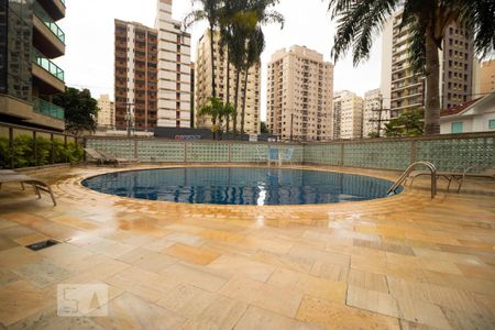 Apartamento à venda com 317m², 4 quartos e 4 vagasÁrea comum - Piscina