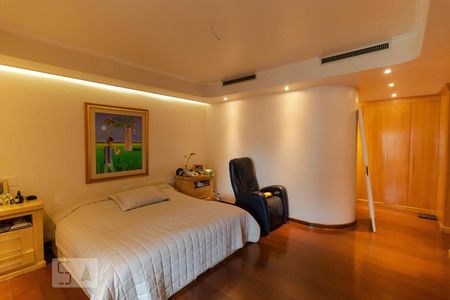 Apartamento à venda com 317m², 4 quartos e 4 vagasSuíte 04